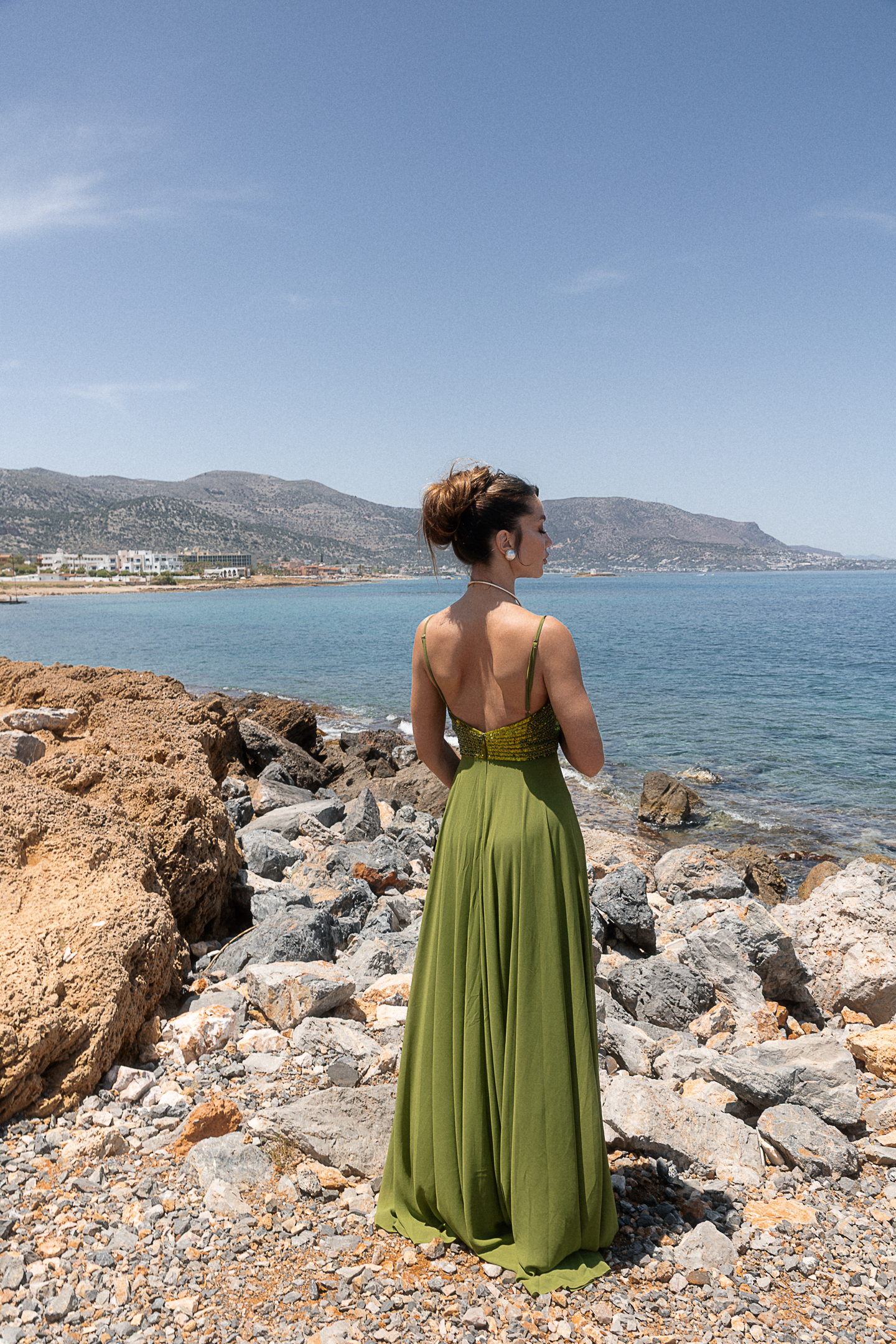 Carolina - Μακρύ φόρεμα με χρυσό κεντημένο μπούστο και σκίσιμο στο πόδι - 3